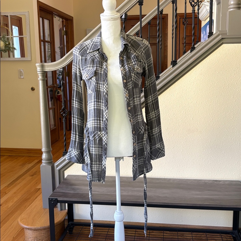 Heritage 1981 Gray & Cream Checkered Long Sleeve Button Down Shirt Size Small - Picture 7 of 9